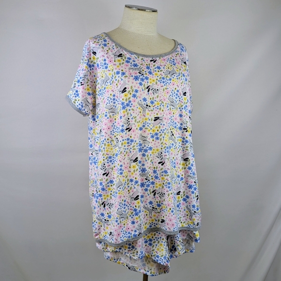 Pillow Talk PJ Set Short Sleeve Top Shorts Dogs Bees Flowers Print S NWT - Picture 8 of 9
